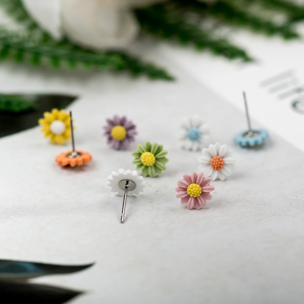 Daisy Flower Multicolor Ceramic Stud Earrings - Bilankas.world