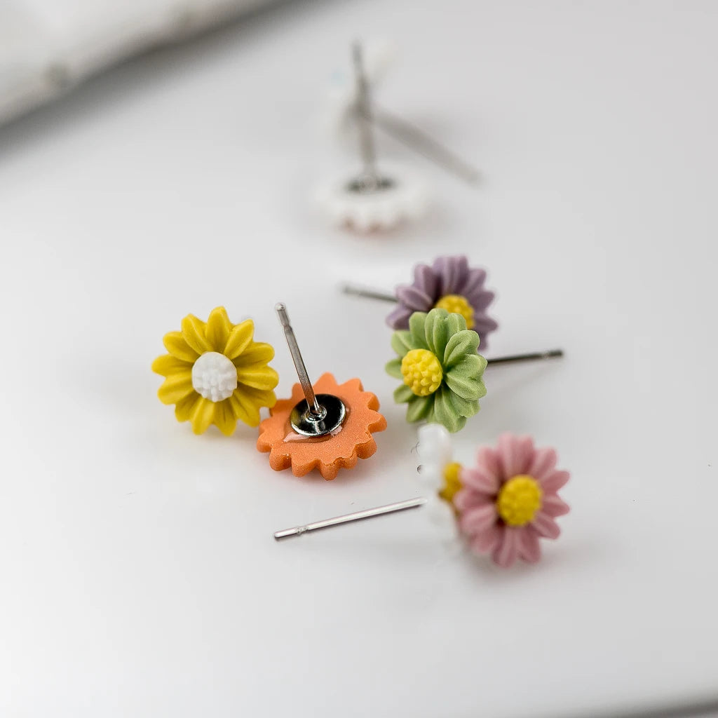 Daisy Flower Multicolor Ceramic Stud Earrings - Bilankas.world