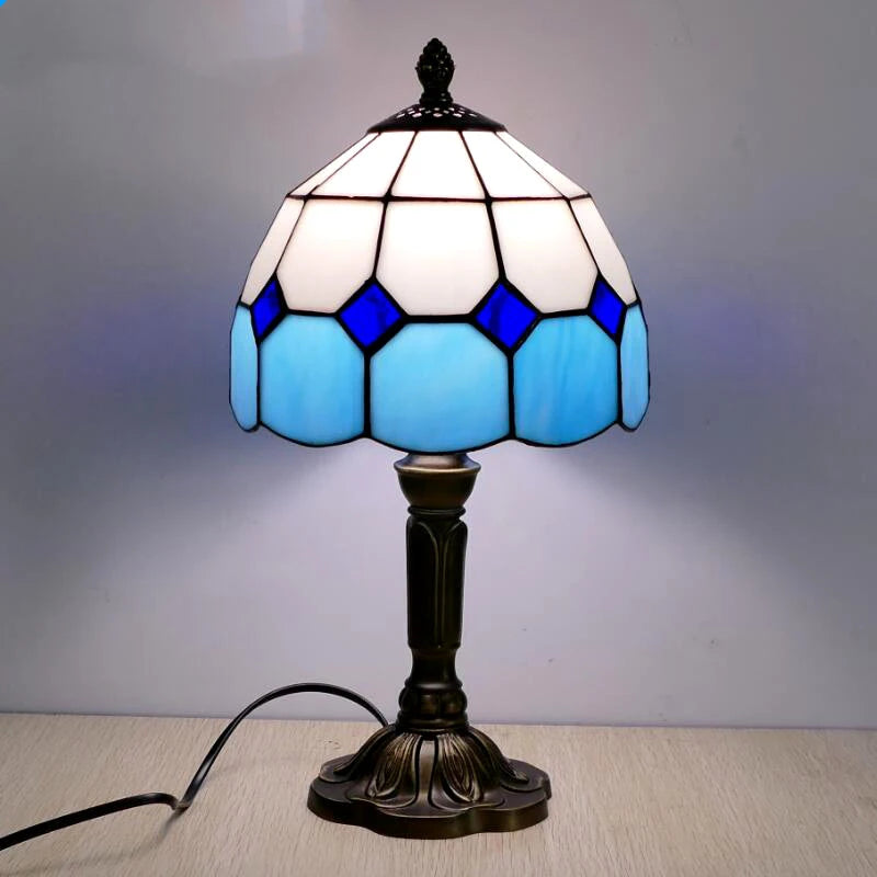 Retro Baroque LED Table Lamp – a little piece of timeless beauty for your space.