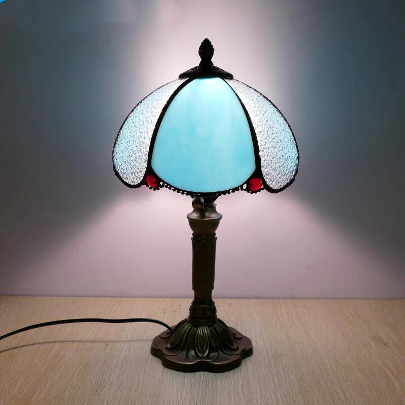 Retro Baroque LED Table Lamp – a little piece of timeless beauty for your space.
