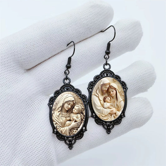 Elegant Mary Jewelry– Black Lace Oval Design with Handmade Glass Dome