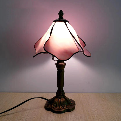 Retro Baroque LED Table Lamp – a little piece of timeless beauty for your space.