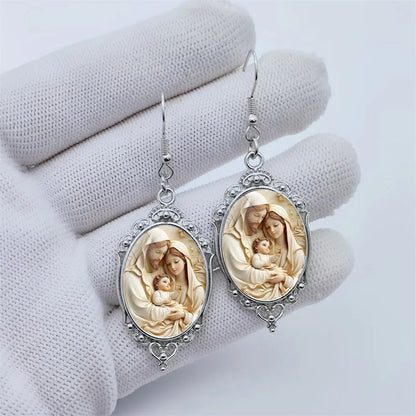 Elegant Mary Jewelry– Black Lace Oval Design with Handmade Glass Dome
