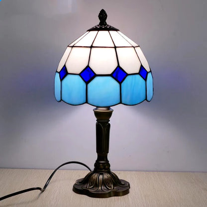 Retro Baroque LED Table Lamp – a little piece of timeless beauty for your space.