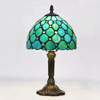 Retro Baroque LED Table Lamp – a little piece of timeless beauty for your space.
