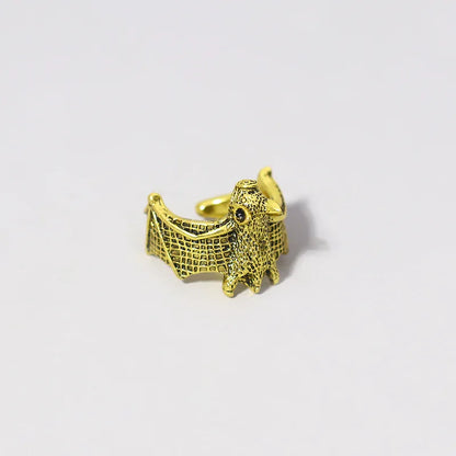Unique Vintage Style: Adjustable Bat Ring for a Distinctive Look - Bilankas.world